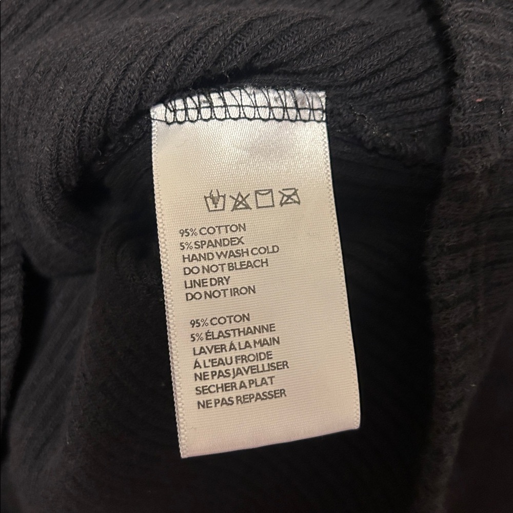 Urban Outfitters Black Ribbed One-Shoulder Crop Top Size Large - Picture 7 of 7